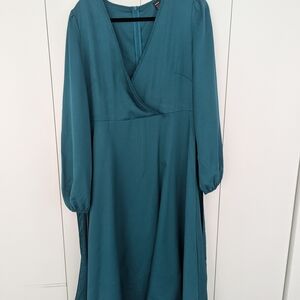 Chic Teal Long Sleeve Dress